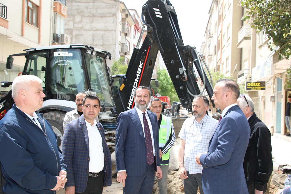 Başkan Şerifoğulları, altyapı çalışmalarını inceledi